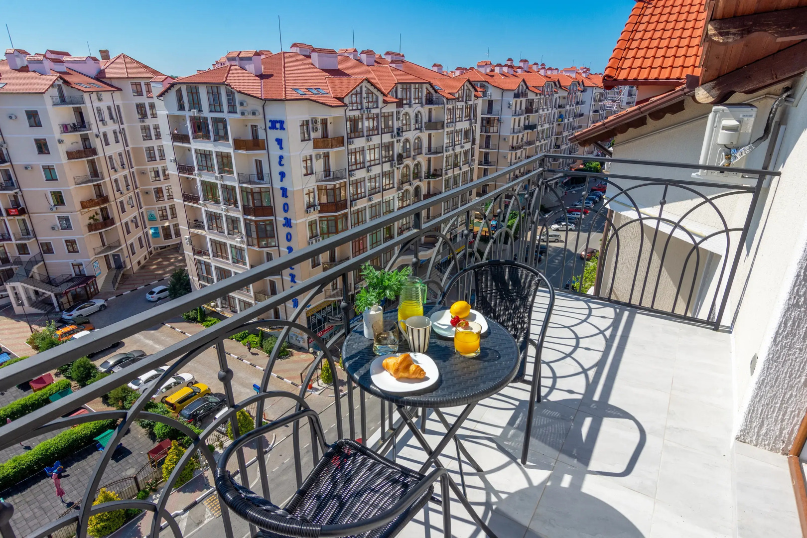 Апартаменты Sunflower