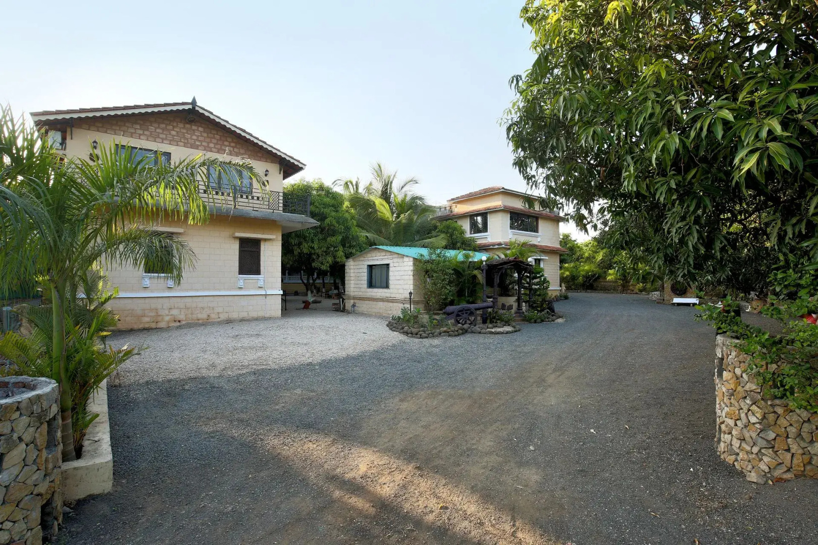 Отель Gir Lions Paw Resort