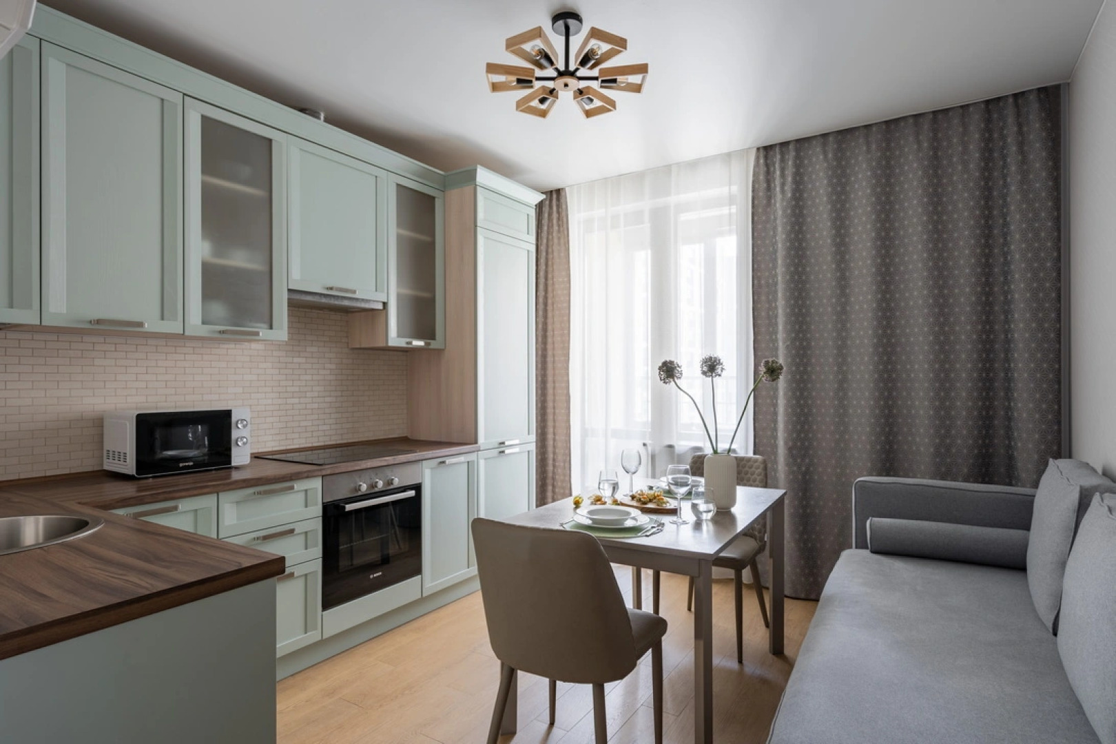 Апартаменты LetYourFlat "Ensemble"