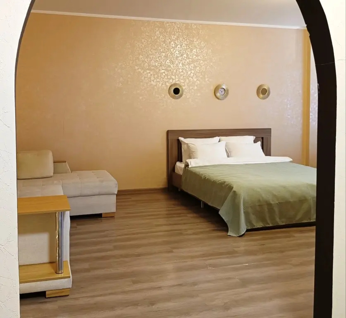 Апартаменты Sense на набережной c видом на воду