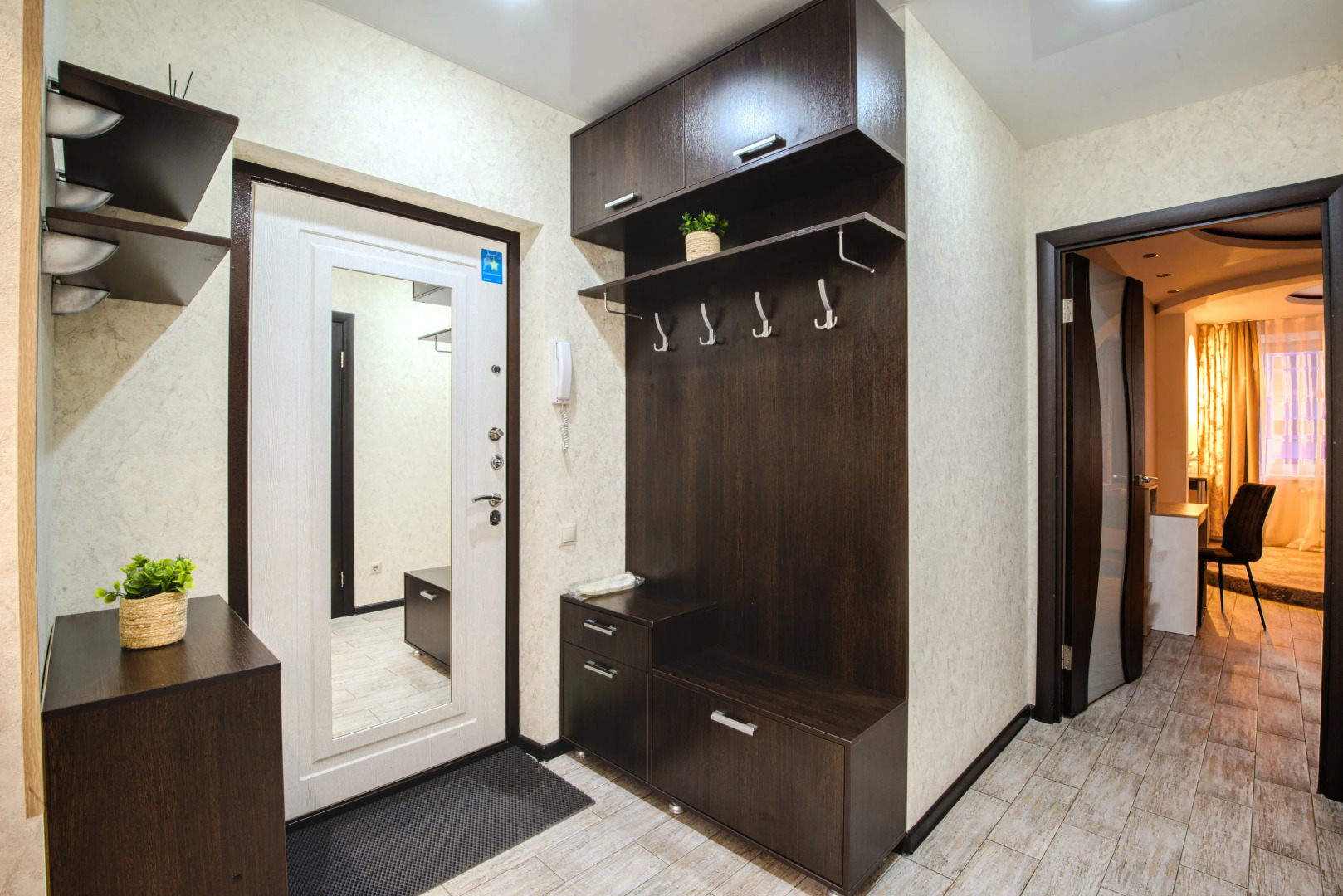 Квартира 1-к в тихом зеленом районе на Лукина 4 от RentAp, 4 сп.места