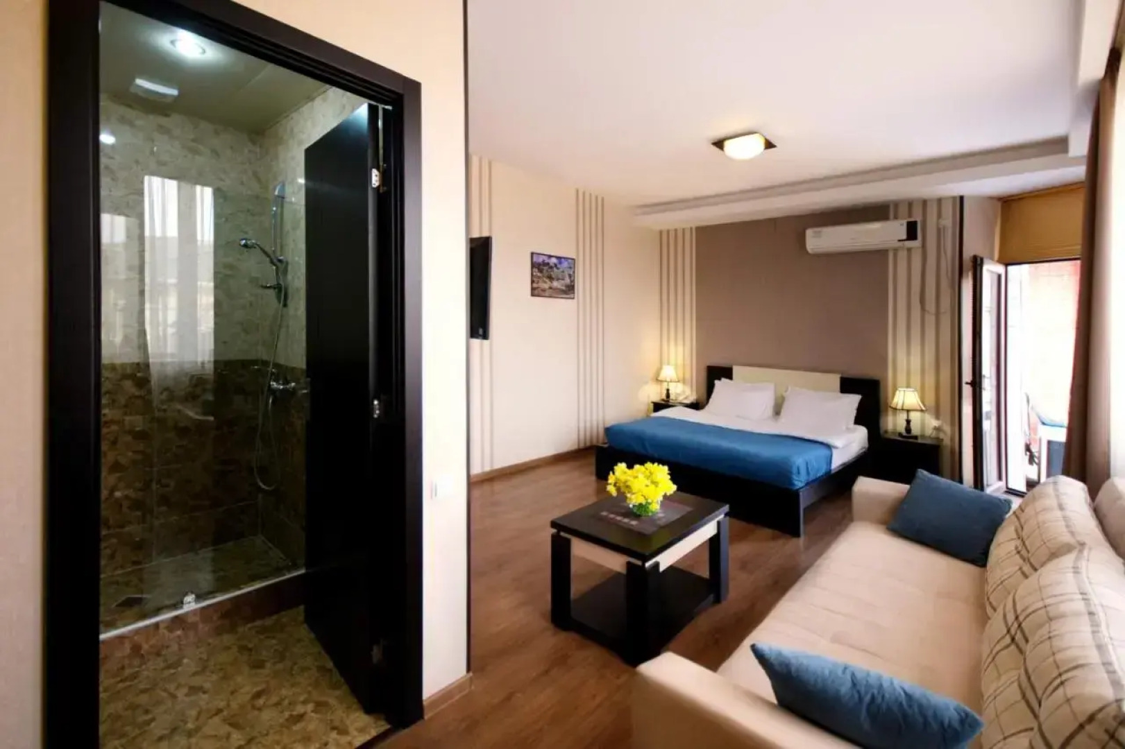 Отель Light House Old City Hotel