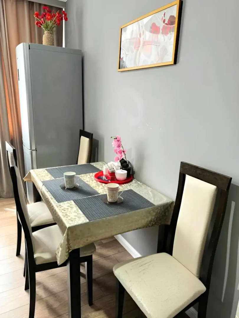 Квартира Просторная двухкомнатная