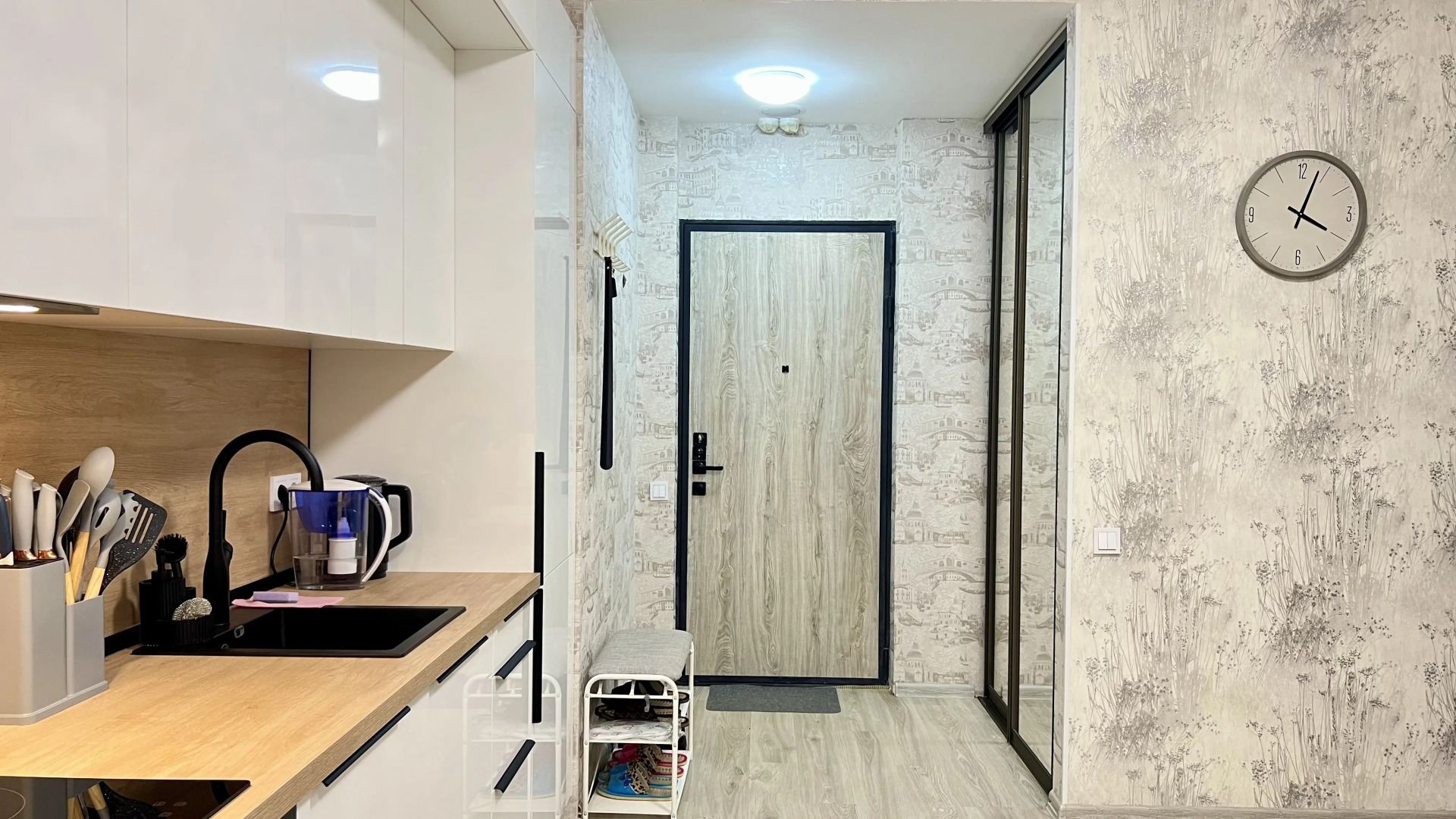 Квартира бизнес-класса УютСьют ЖК Метрополия Венеция