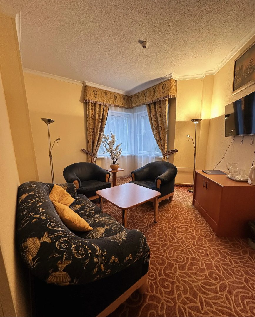 Отель Протон