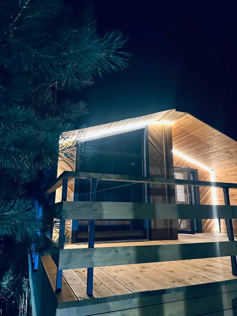 Глэмпинг На Холме