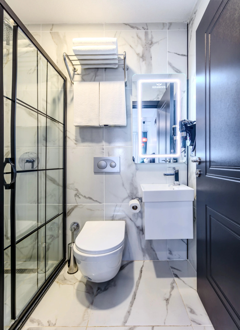 Отель Solin Airport Hotel