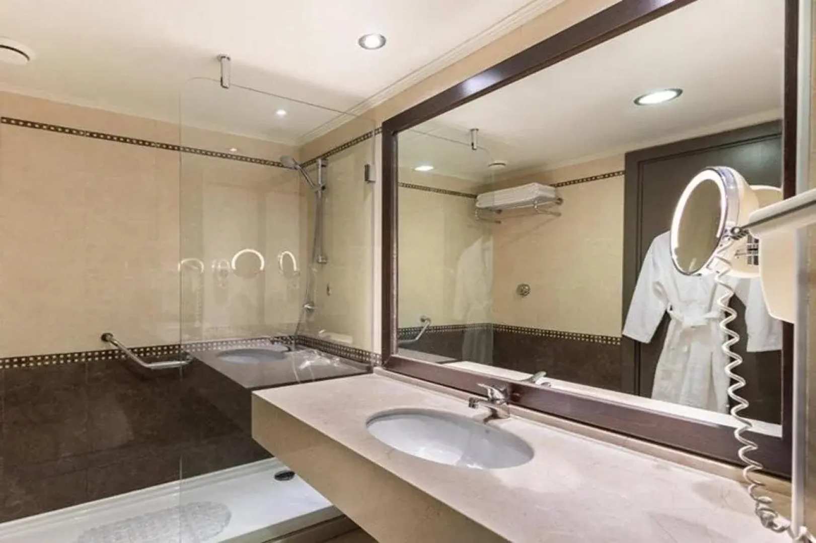 Paloma Perissia Hotel