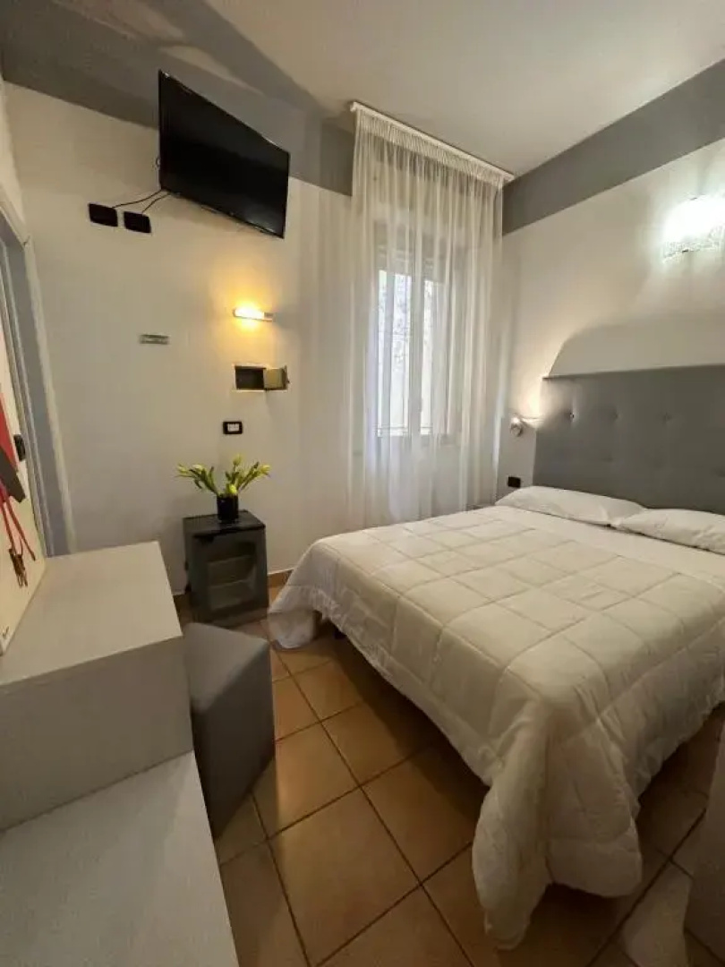 Noah Beach Hotel