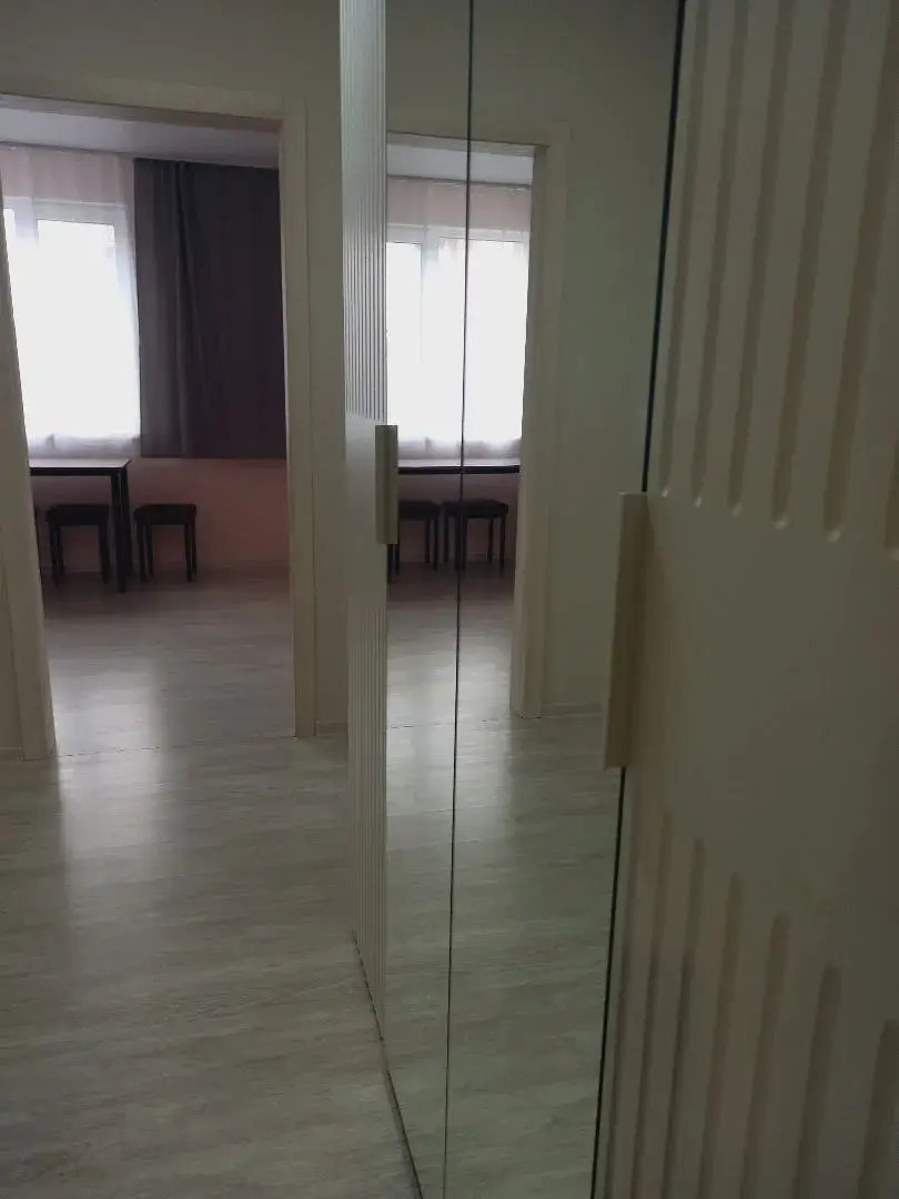 Апартаменты Вместительные Двухкомнатные  №2 в Новом Доме для Проживания от 1 до 4 Человек