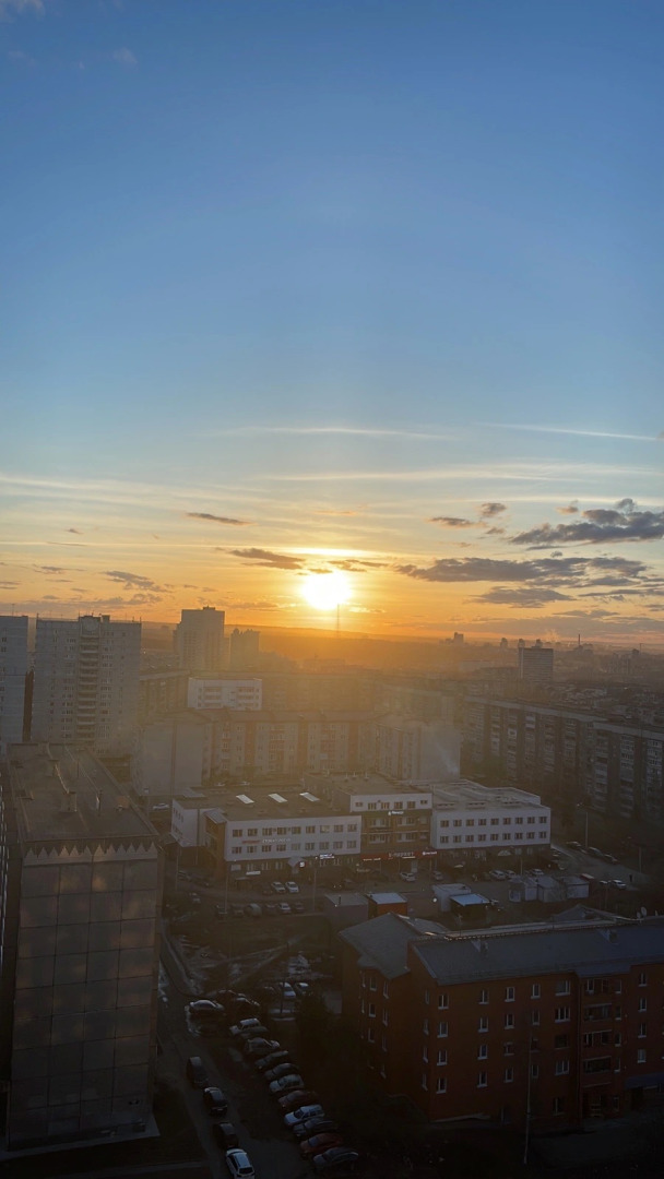 Апартаменты Та самая квартира в самом высоком доме города на 17-м этаже