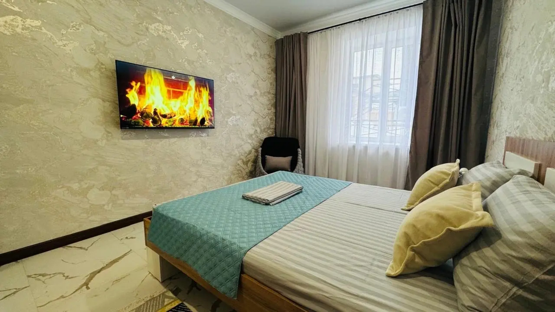 Гостевой дом LakeSide Big House