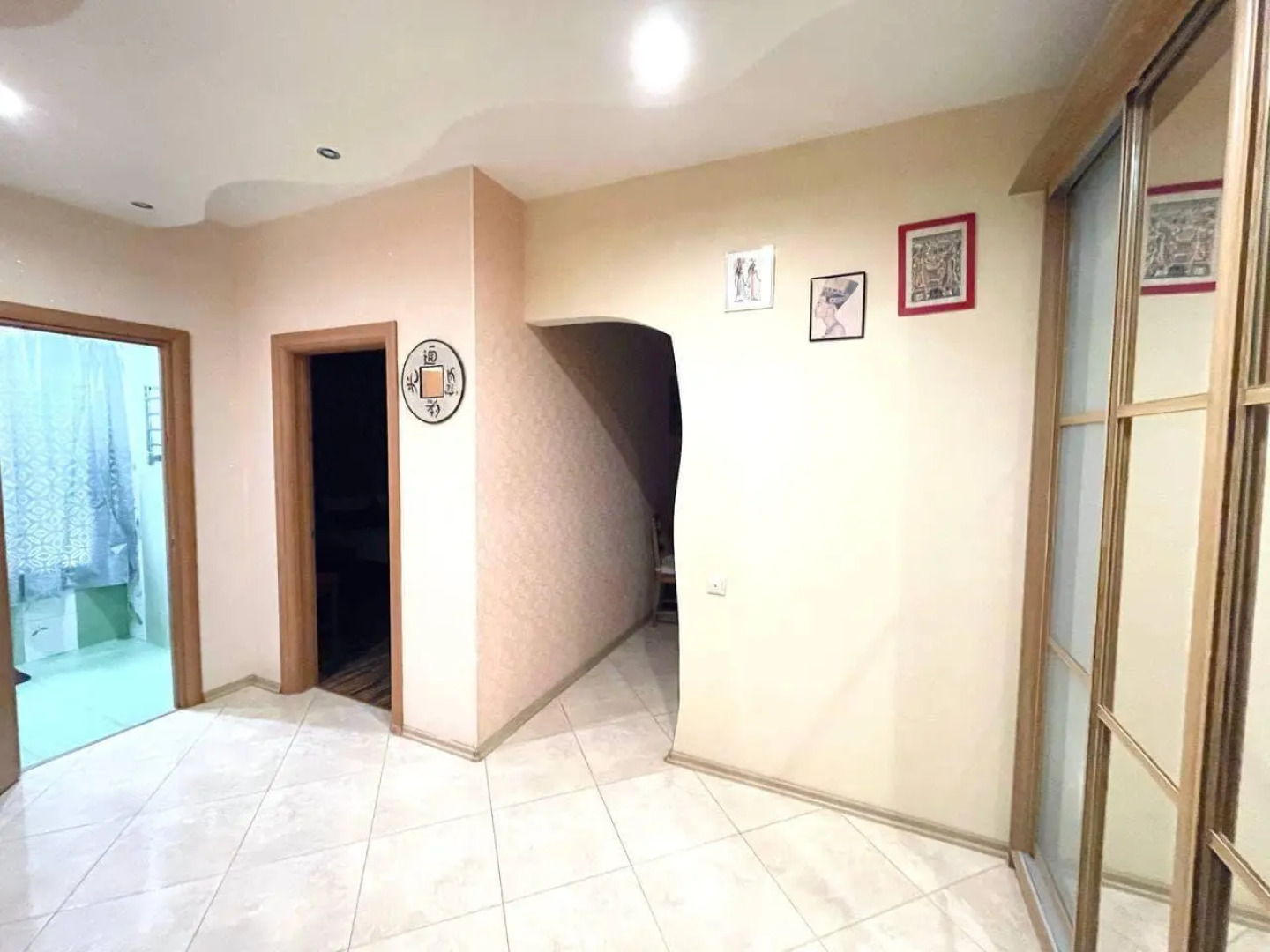 Апартаменты MAXI (Макси) на улице Колхозная 18