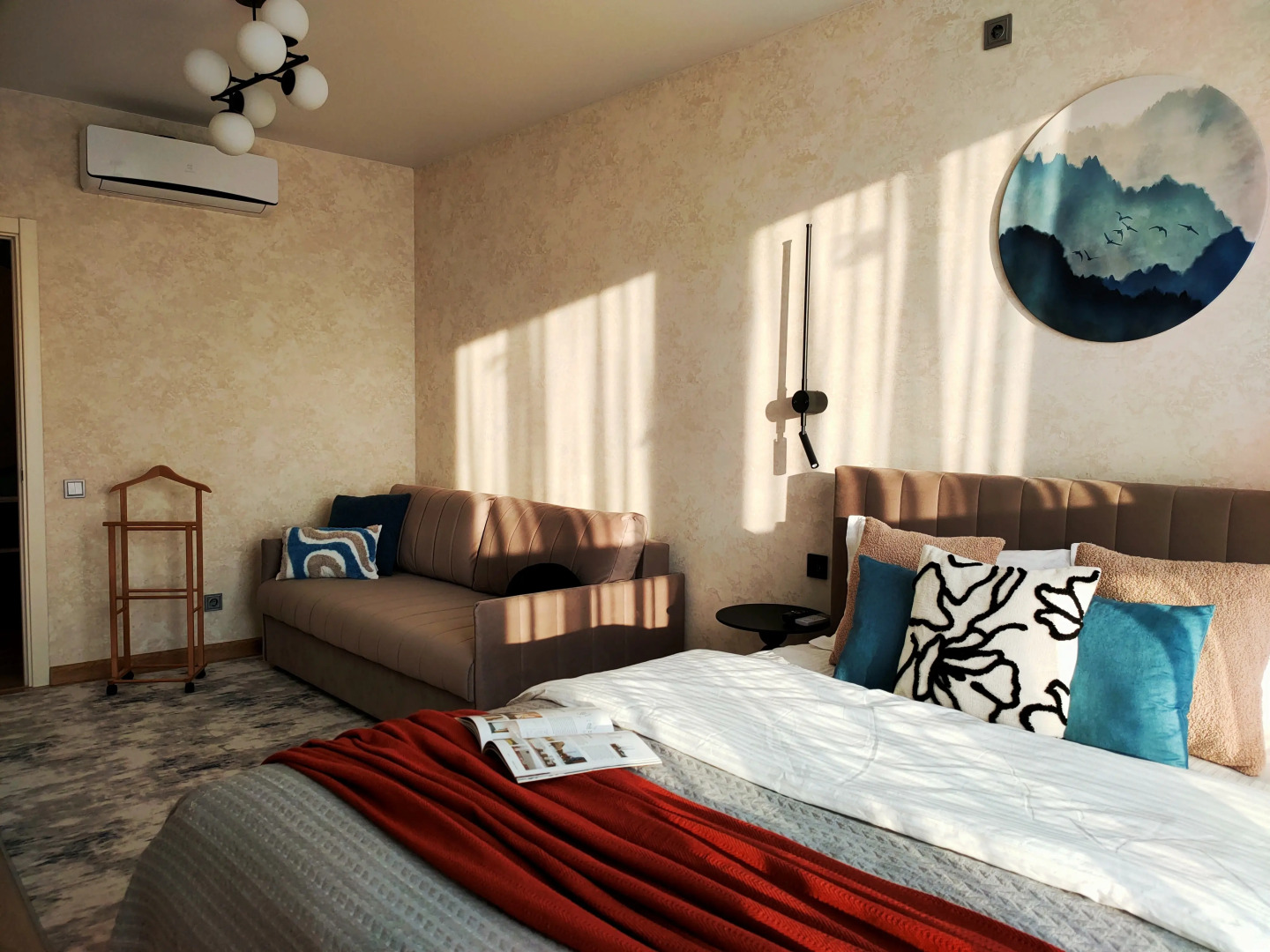 Квартира с красивой террасой на крыше дома в Белгороде