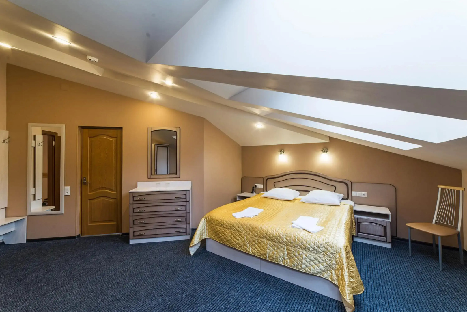 Отель Виктория