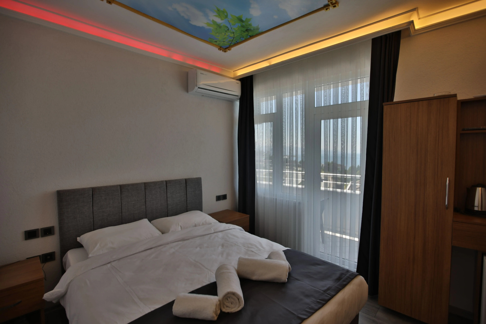 Отель Black Pearly