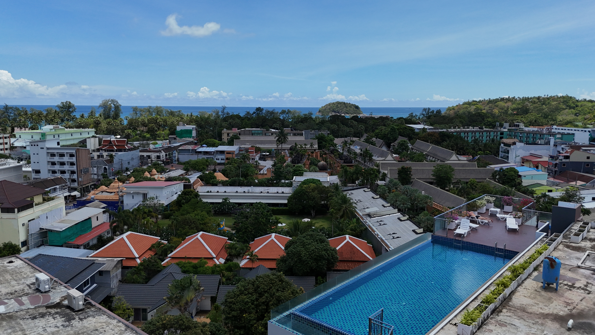 Апартаменты OMNIA Phuket - Ozone Condotel