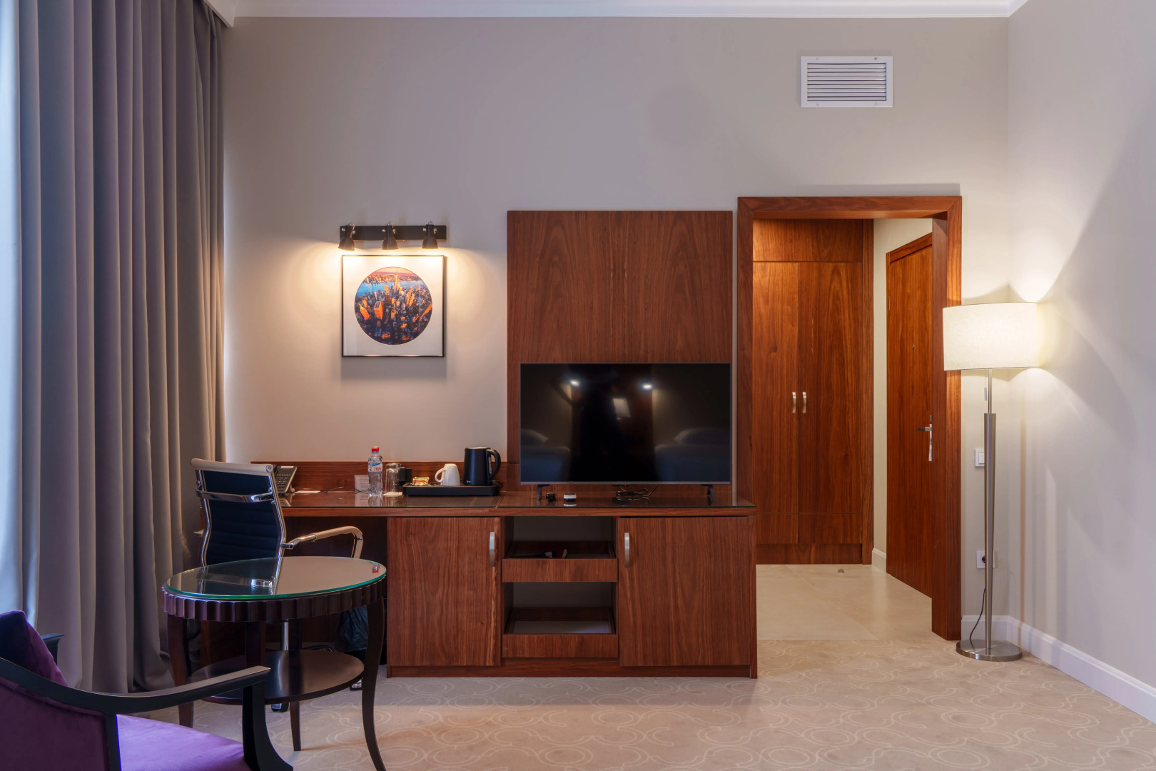 Отель Премиот