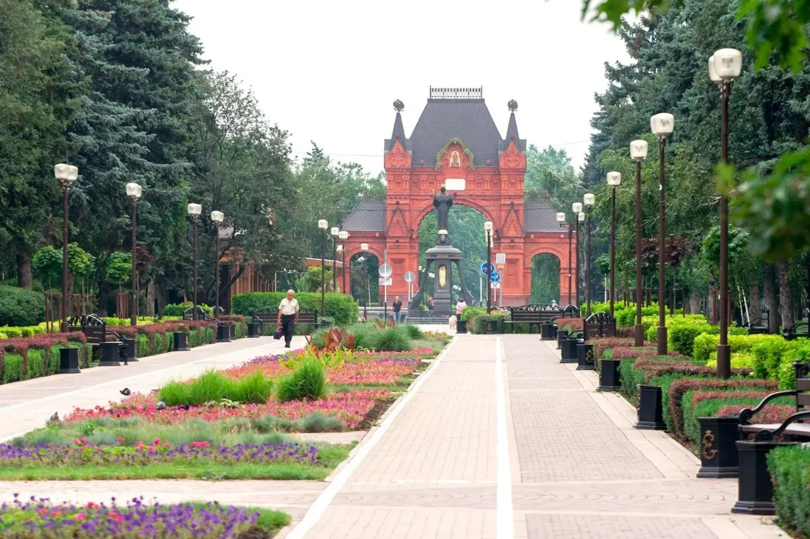 Апартаменты KRASNODAR APARTS на Октябрьской 181/2 (281)