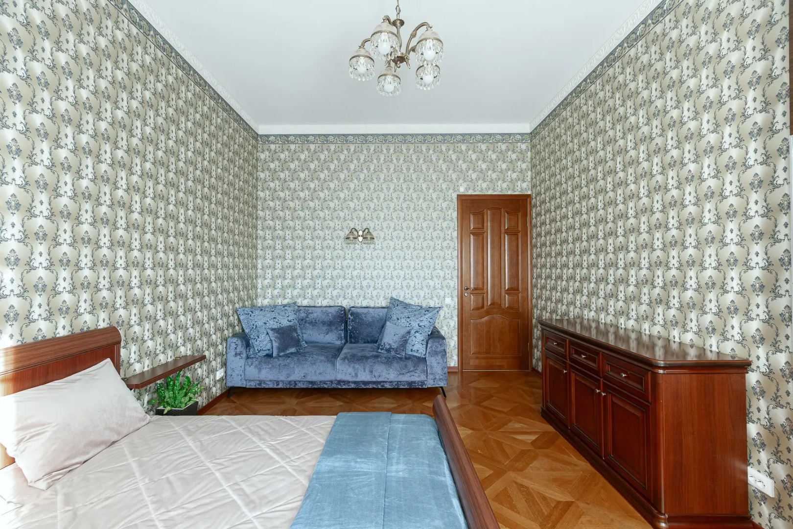 Квартира в центре Санкт-Петербурга