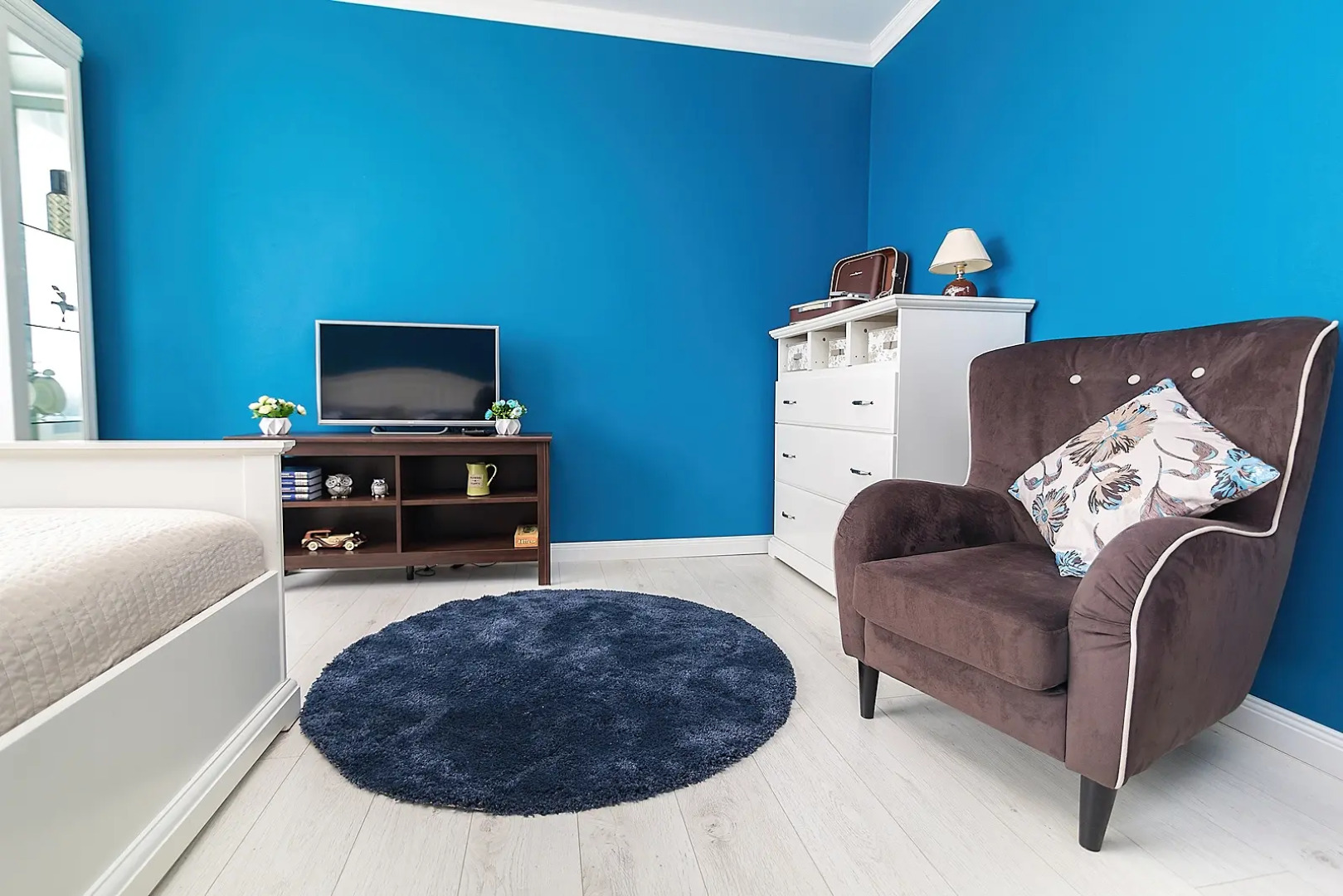 Апартаменты на Волжской набережной 26, с видом на Волгу. м.Стрелка. Сова-Дом