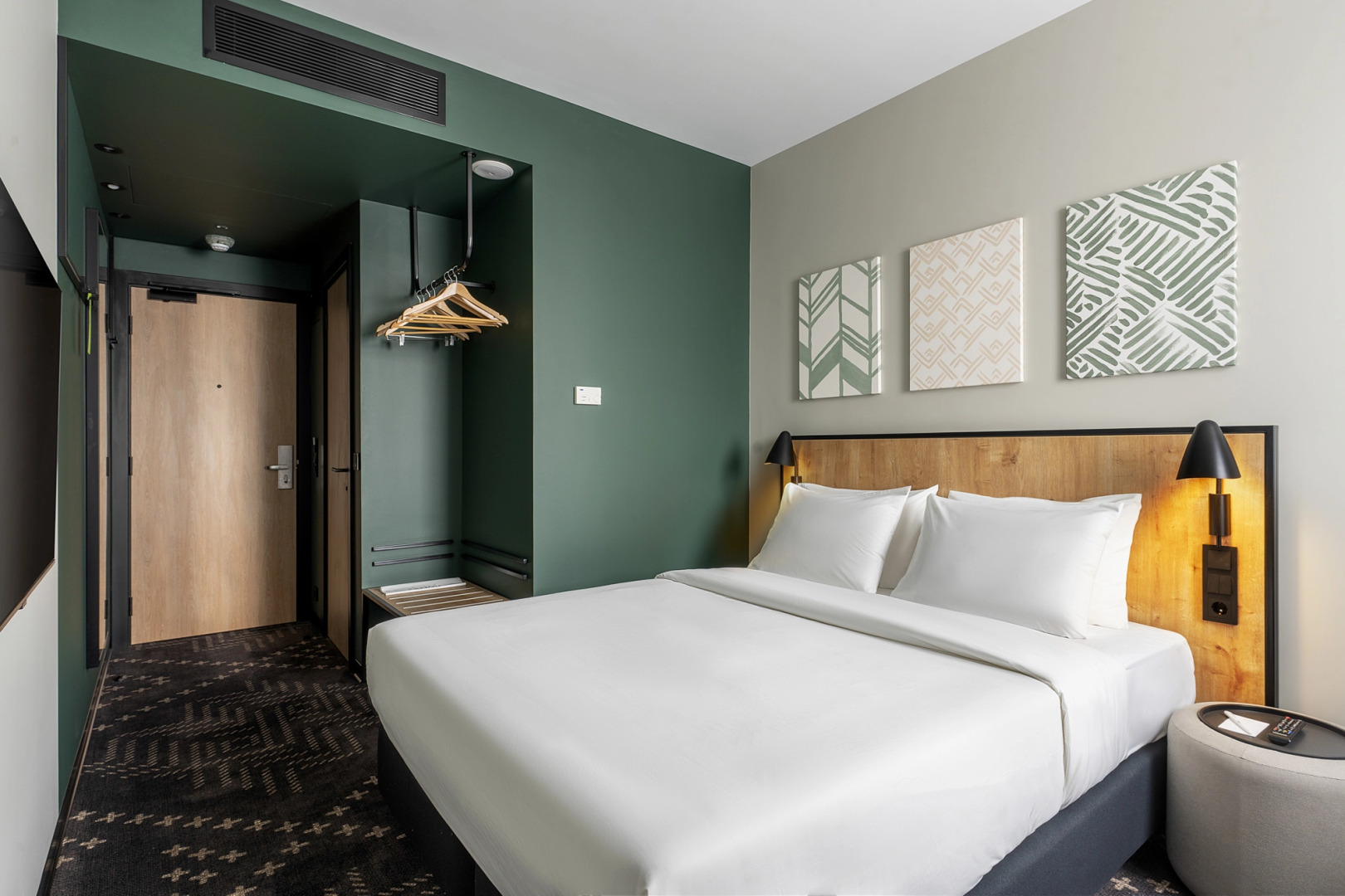 Отель Cosmos Smart Moscow Semenovskaya Hotel