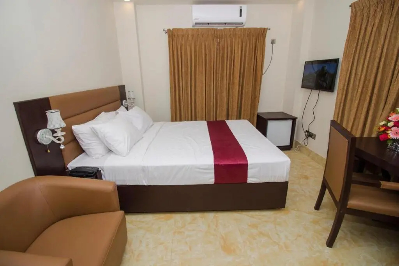 Отель Pacific Lake View