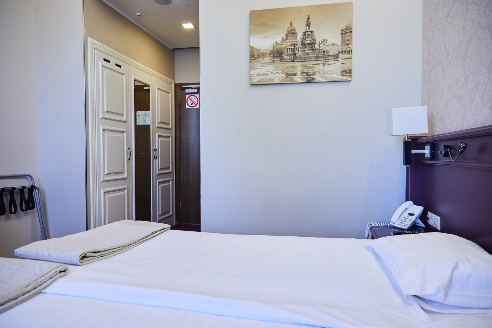 Отель Бридж