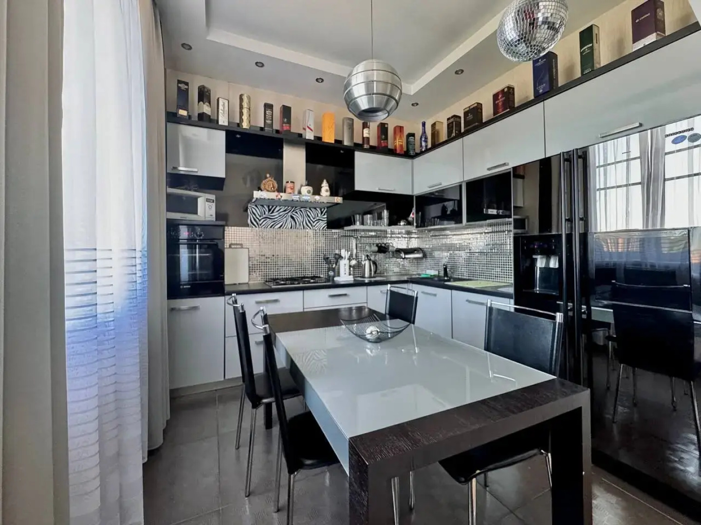 Апартаменты Красивая двушечка с джакузи в самом сердце Минска