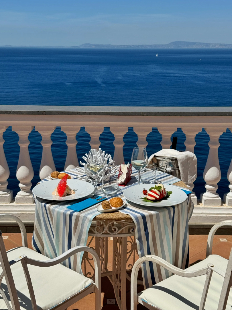 Отель Corallo Sorrento