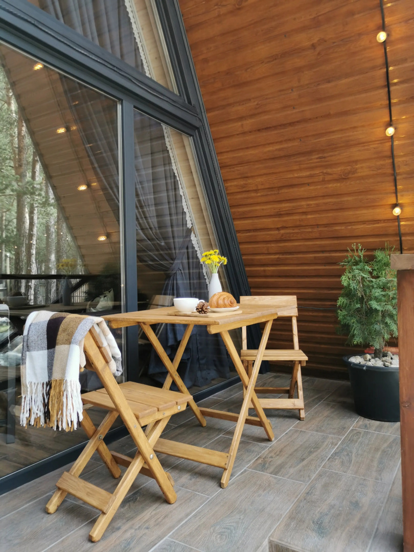 Шале Треугольный дом на огороженной территории