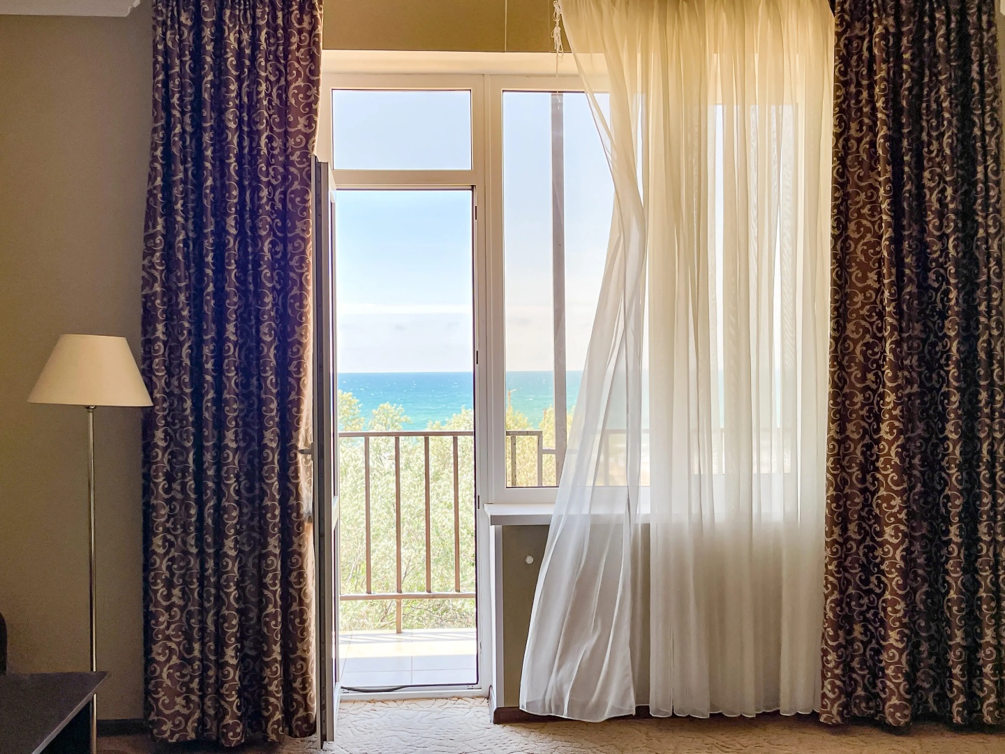 Отель Avdallini