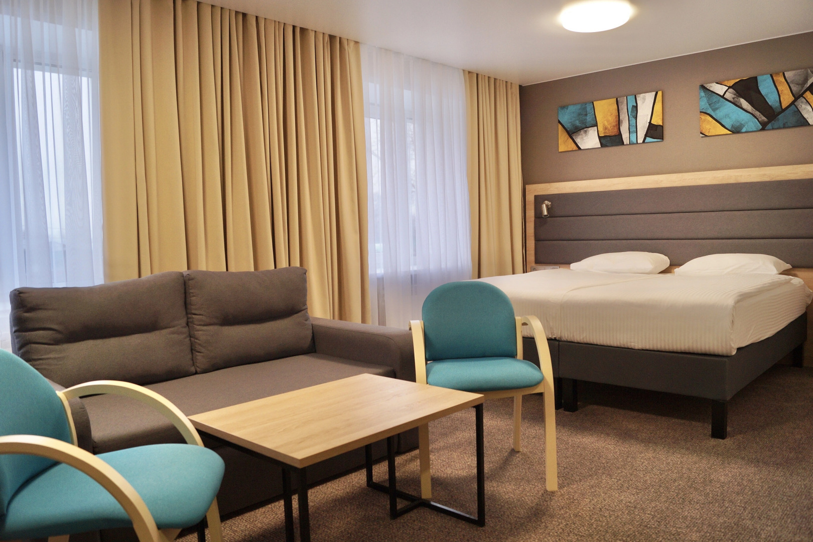 Отель Амакс Премьер Пермь