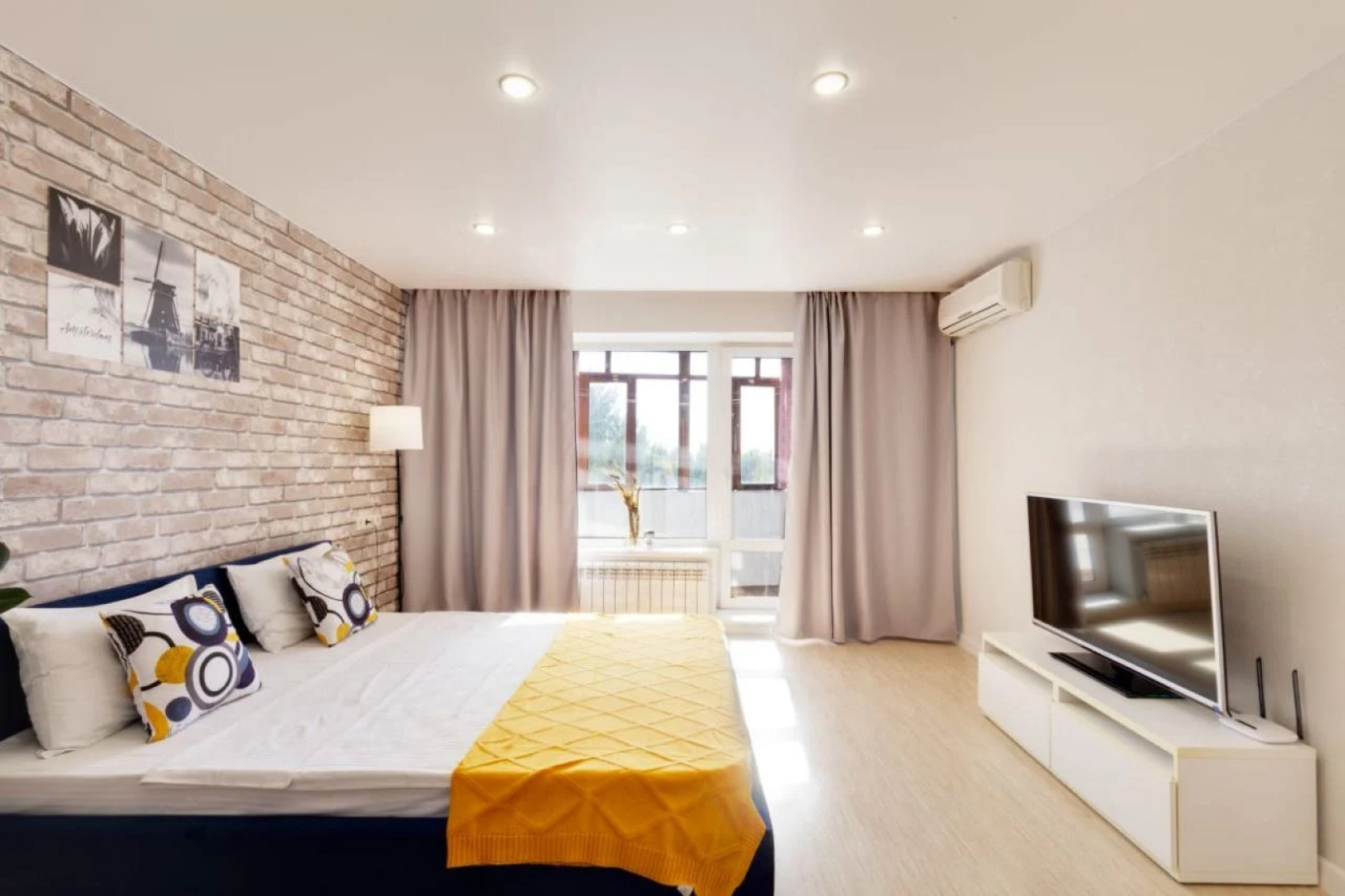 Квартира на Приморском 42