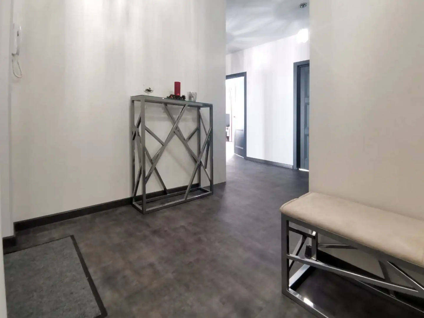 Апартаменты Стильная 2-комн Квартира Рядом с  Аквапарком