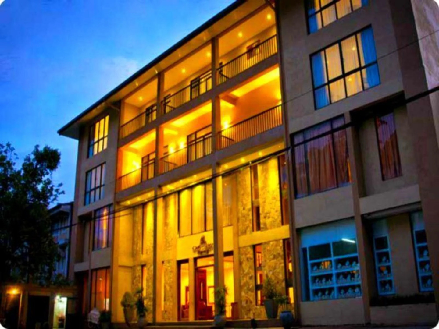 Oak Ray Regency Hotel