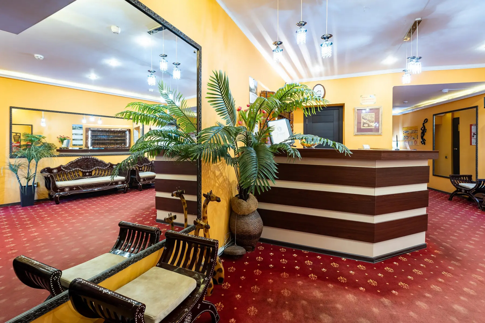 Отель Jenavi Club