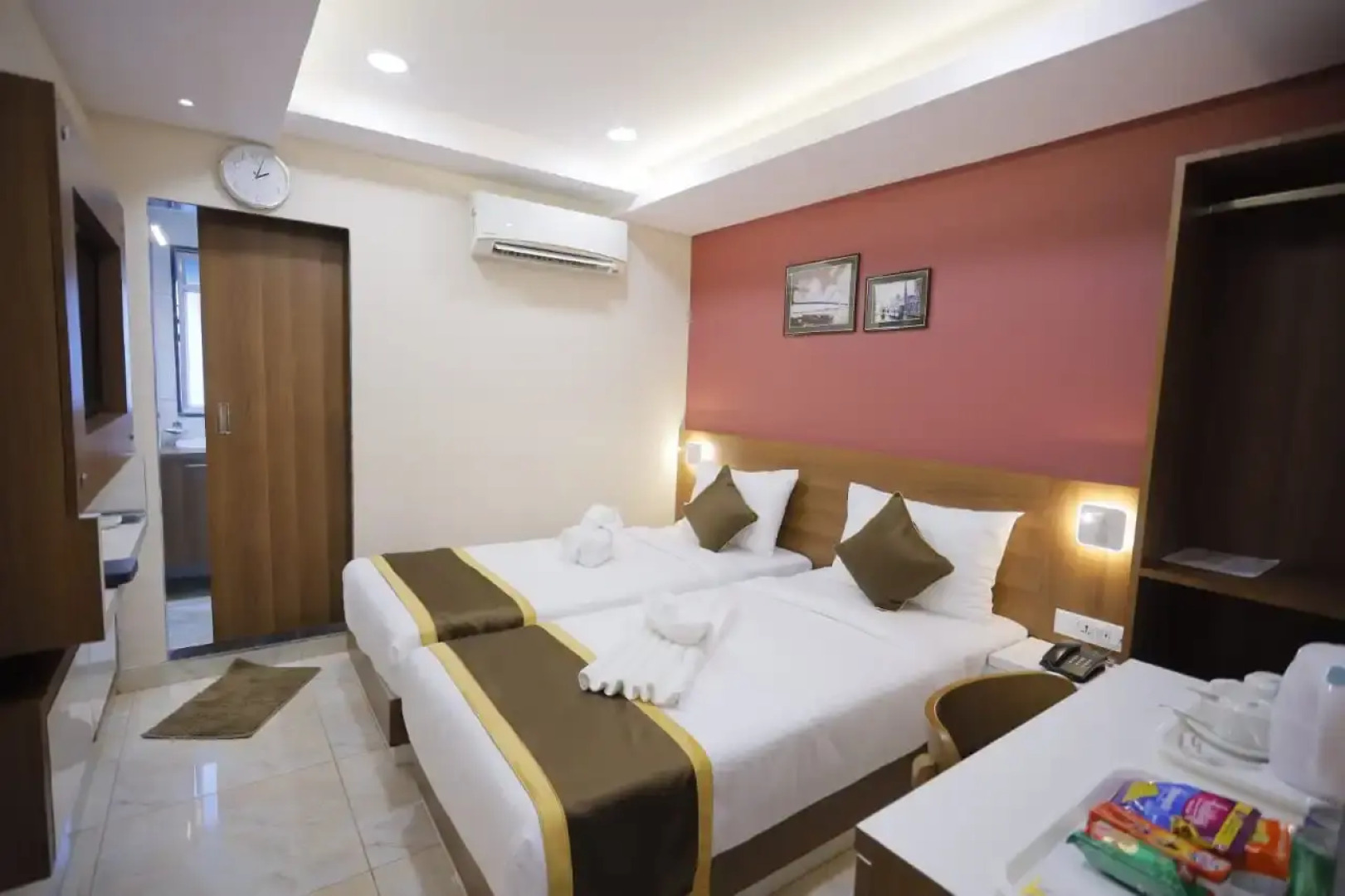 Отель The Avenue Ballygunge