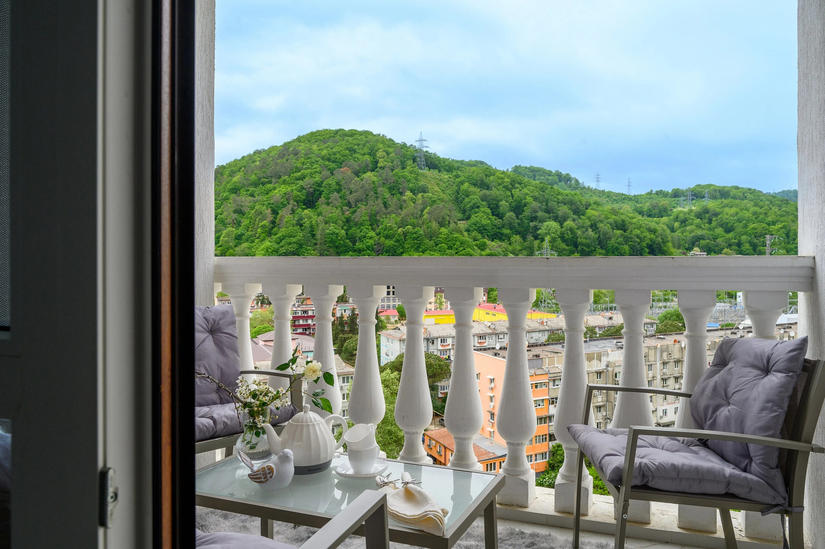 Уютная квартира с балконом и видом на горы. Кватро 119