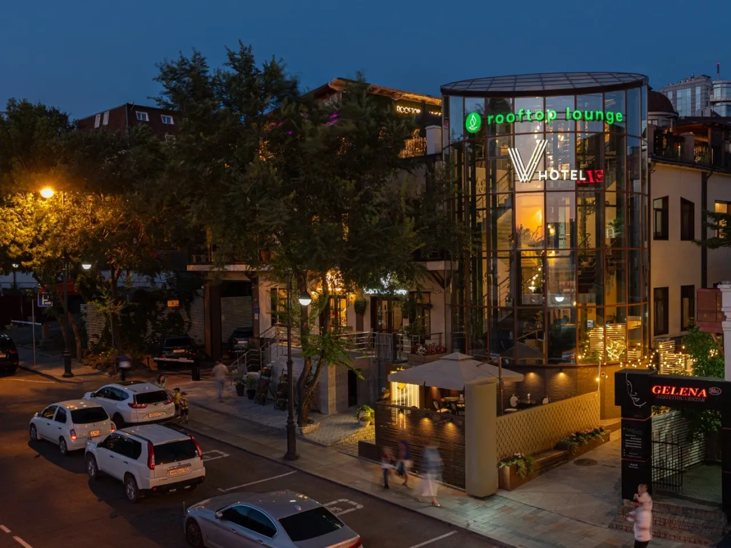 Отель V Hotel&Rooftop Lounge