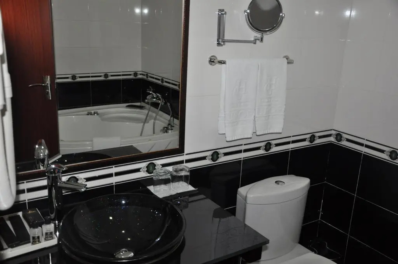 Отель Europa Grand