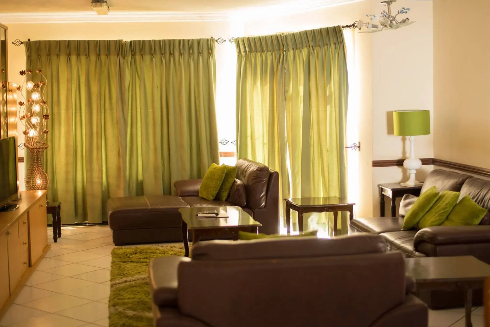 Вилла Eden Lodge