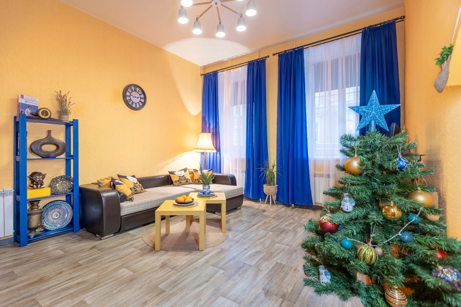 Апартаменты в Первом Доме от Кремля