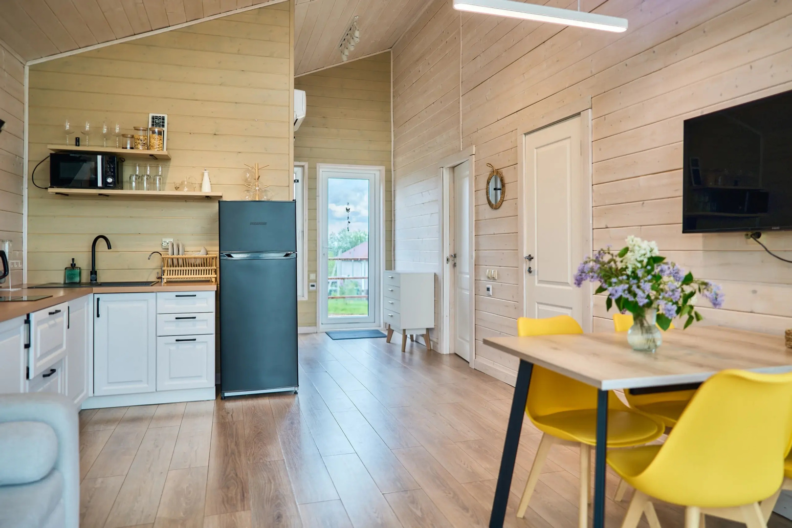 Коттедж Якунино-Дача Дом Белки