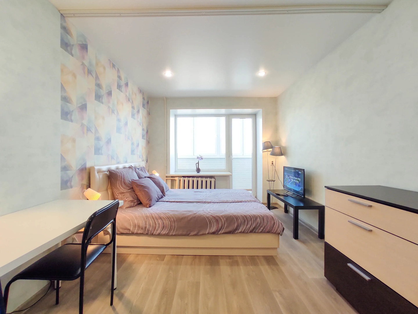 Апартаменты с видом на Бульвар Победы Сеть ЙоХоум