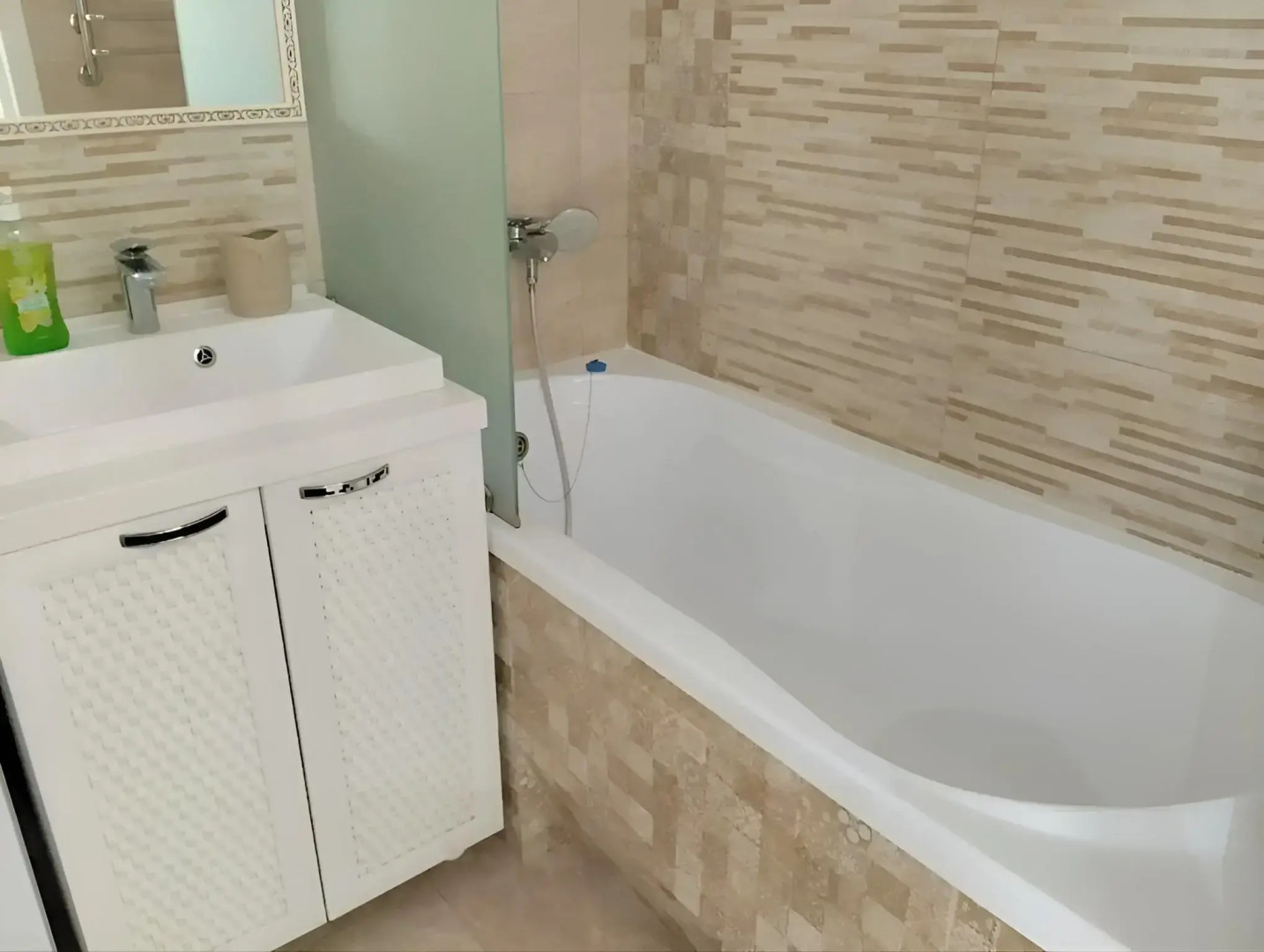 Квартира с видом на стадион