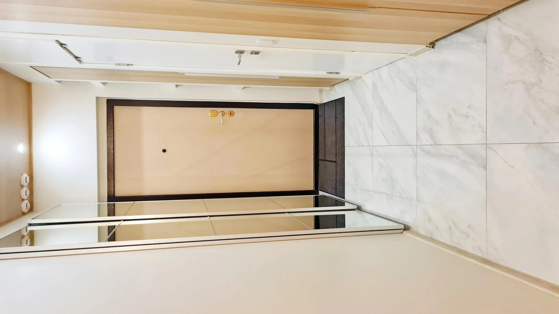 Квартра у метро Лермонтовский проспект