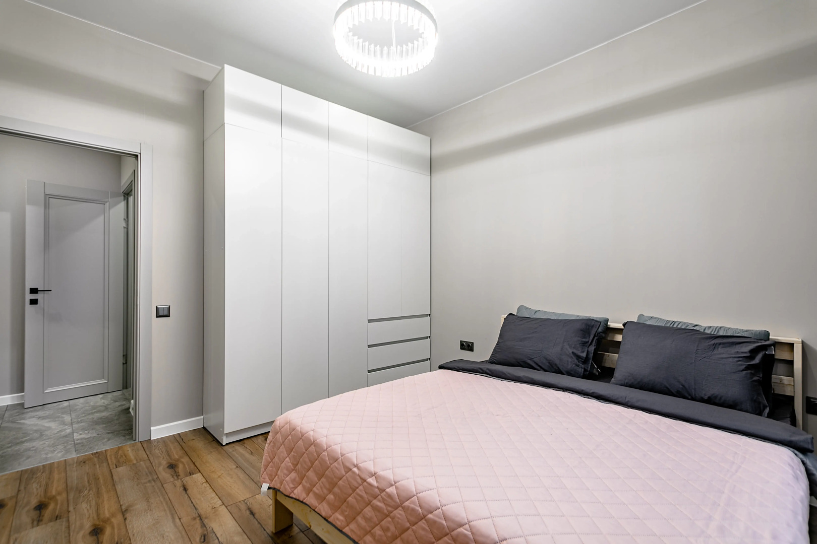 Апартаменты АрендаГрад на Римском