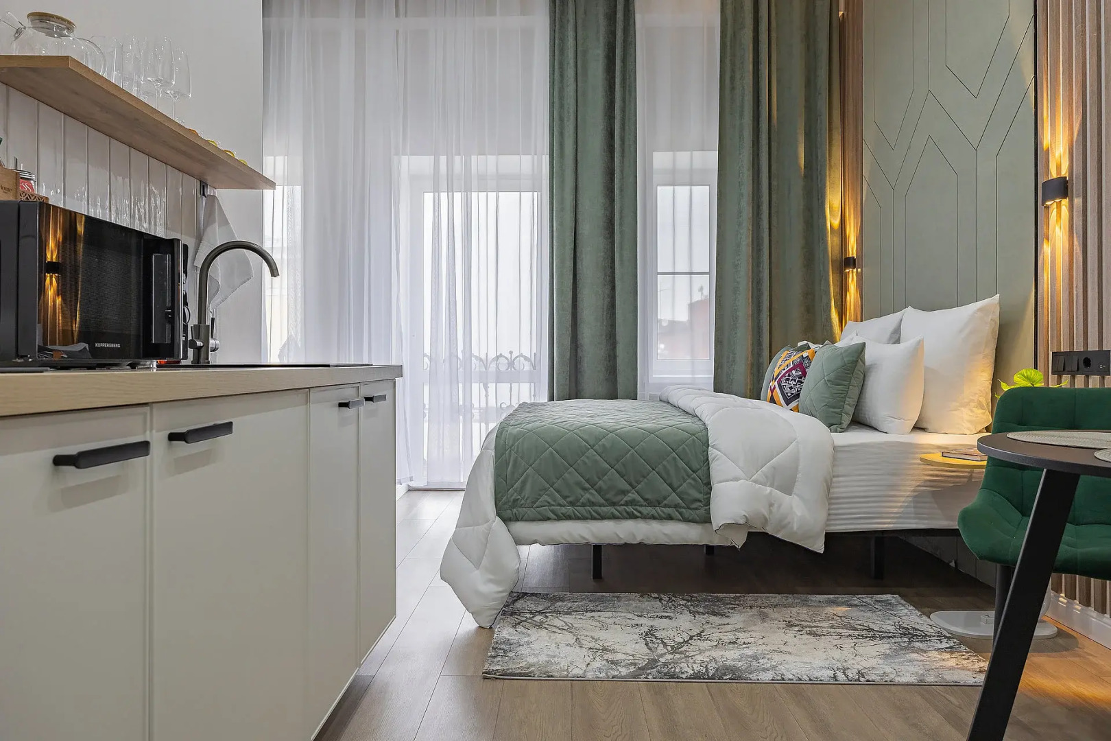 Апартаменты Уютная Студия на Улице Рождественской