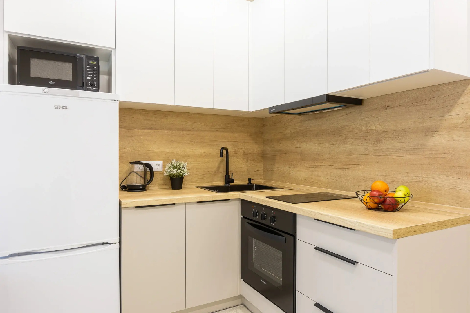 Апартаменты Жореса Алфёрова 14 в новом доме Свежая студия